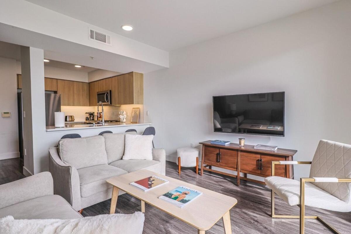 Modern 2bd 2ba, 5 Min To Santa Monica Pier!